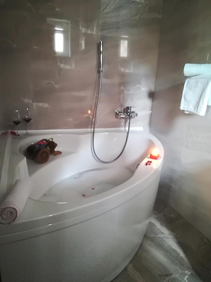 Apartment Nela Baška Voda Εξωτερικό φωτογραφία