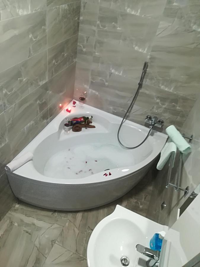 Apartment Nela Baška Voda Εξωτερικό φωτογραφία