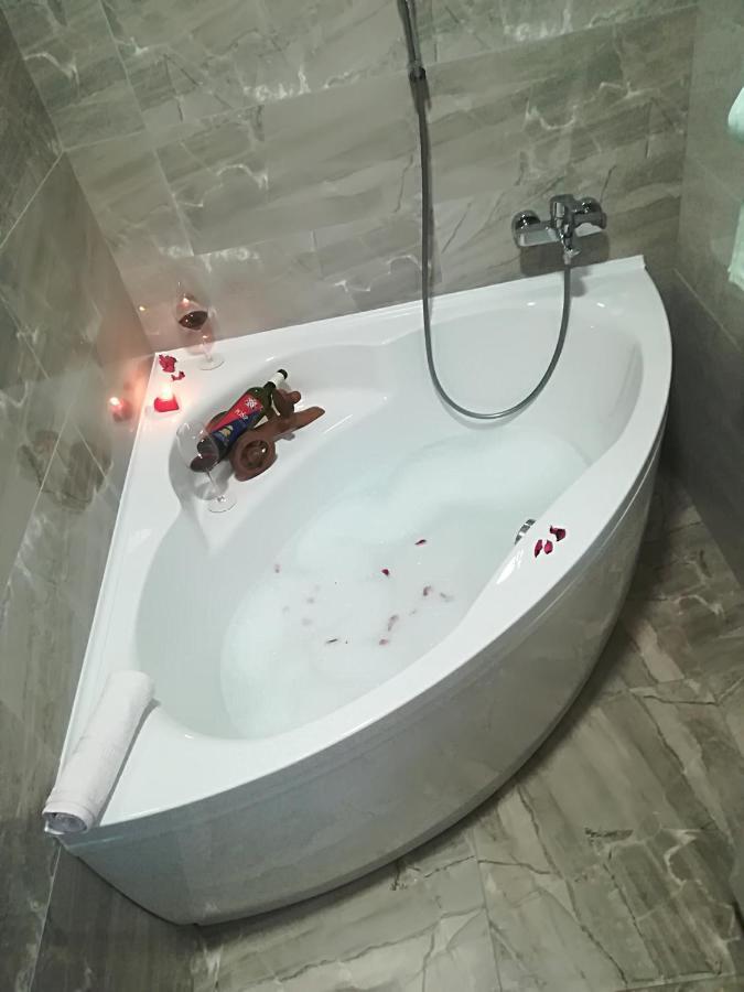 Apartment Nela Baška Voda Εξωτερικό φωτογραφία