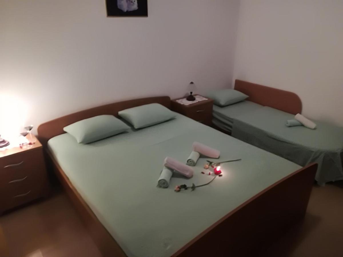 Apartment Nela Baška Voda Εξωτερικό φωτογραφία