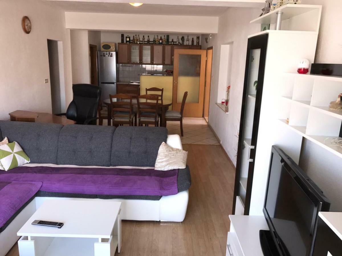 Apartment Nela Baška Voda Εξωτερικό φωτογραφία