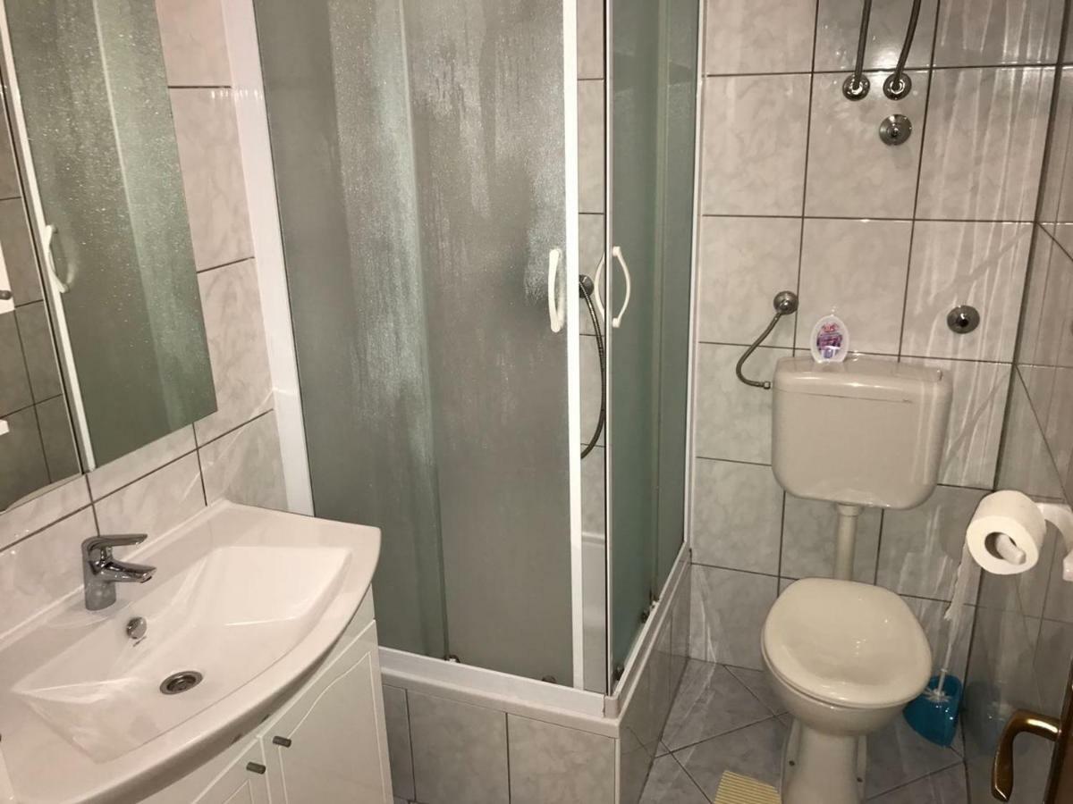 Apartment Nela Baška Voda Εξωτερικό φωτογραφία